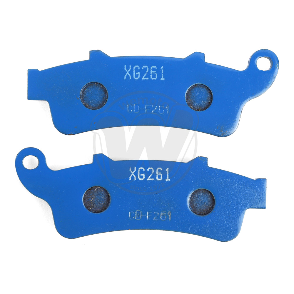 0GQ2008_em3824 two.jpg